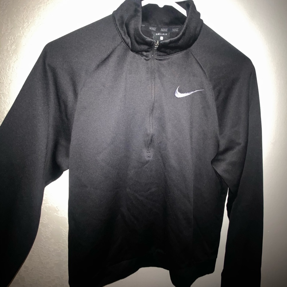 #NIKE #SWEATER